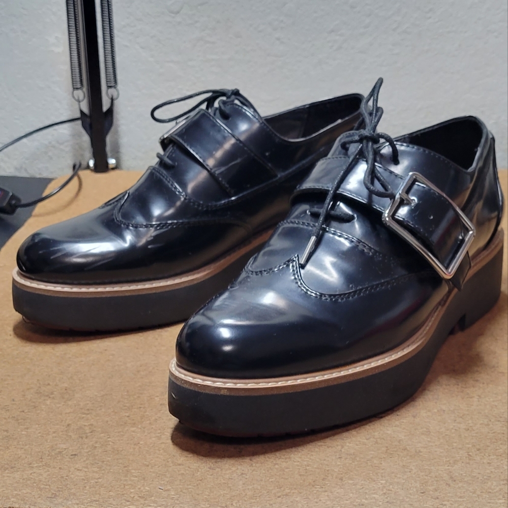 Zara Trafaluc Y2K Black Patent Loafers Shoes US 6 Platform Buckle Trim Platform